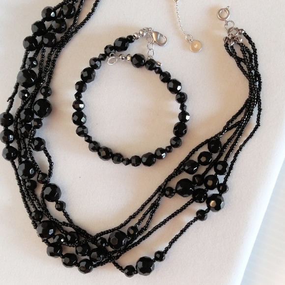 Vintage jet black faceted necklace with restorated - Picture 4 of 7